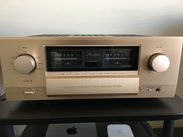 Accuphase E-650 Integrated Amp