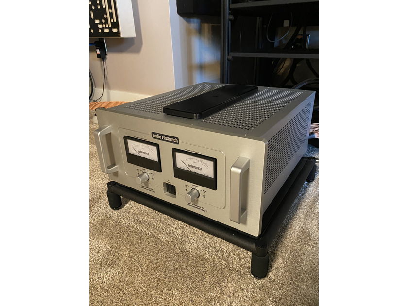Audio Research Reference 75 Amplifier