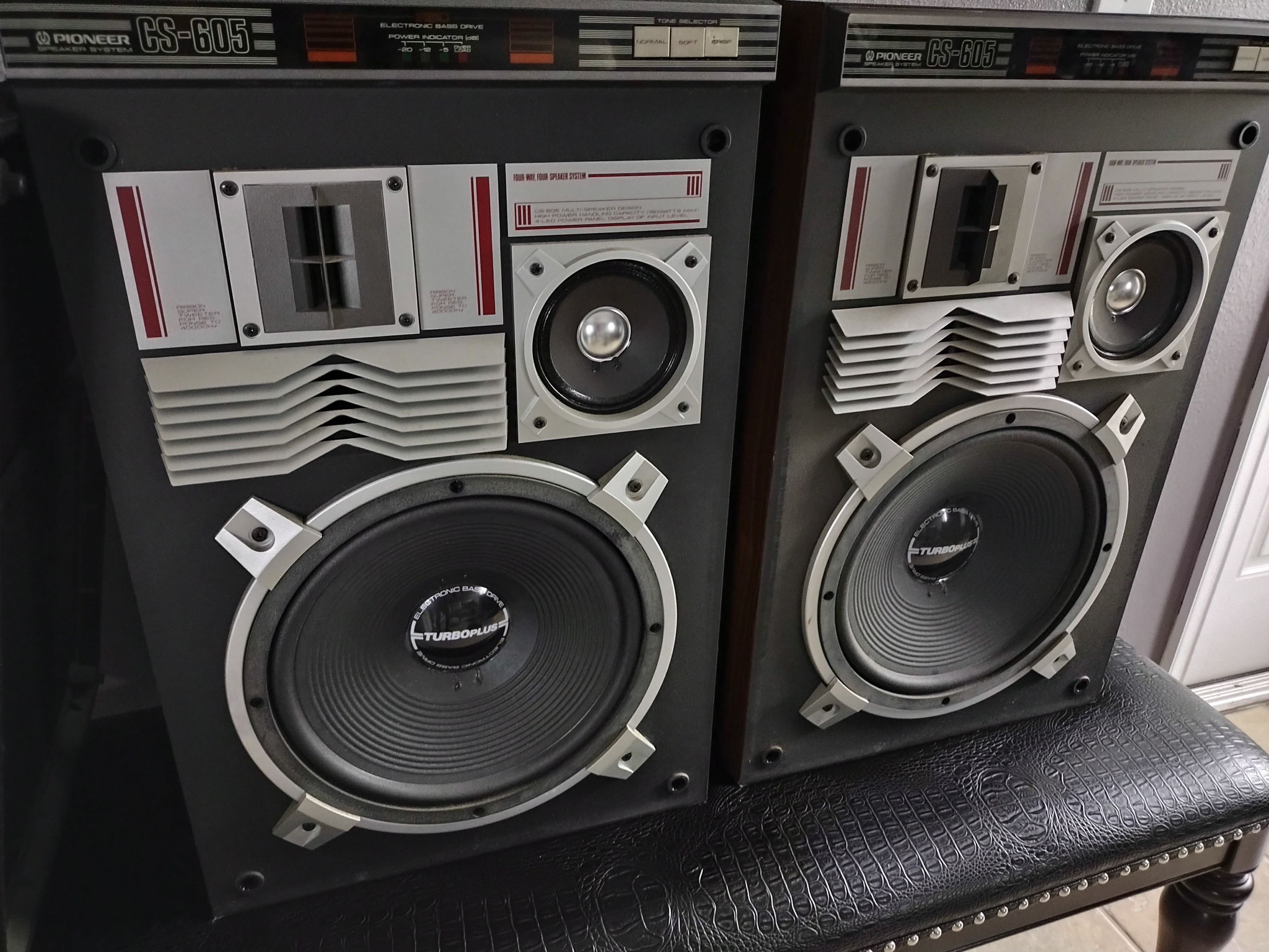 Vintage Pioneer CS-605, 4 way, Turbo Plus Speakers