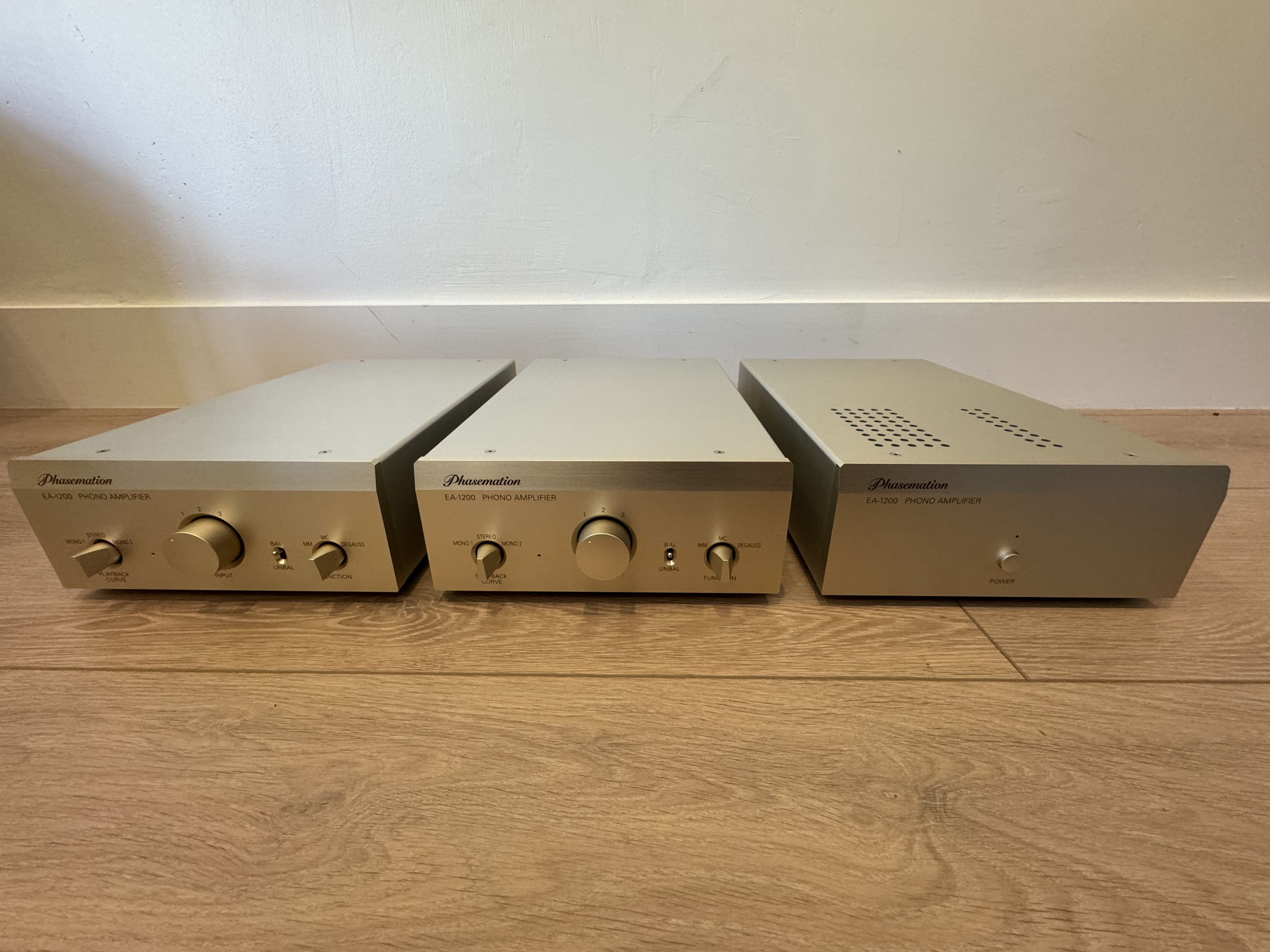 Phasemation EA-1200 Tube Phono Stage Vinyl Record Pream...