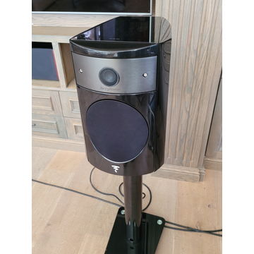 FOCAL  Electra 1008be ll New in Box Black Gloss