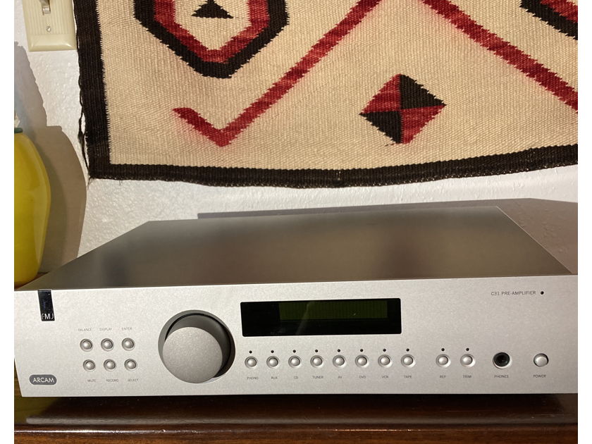 Reduced again!    Arcam FMJ-C31. with phono/made in UK