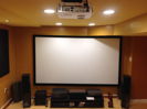 Ceiling mounted 3D projector
