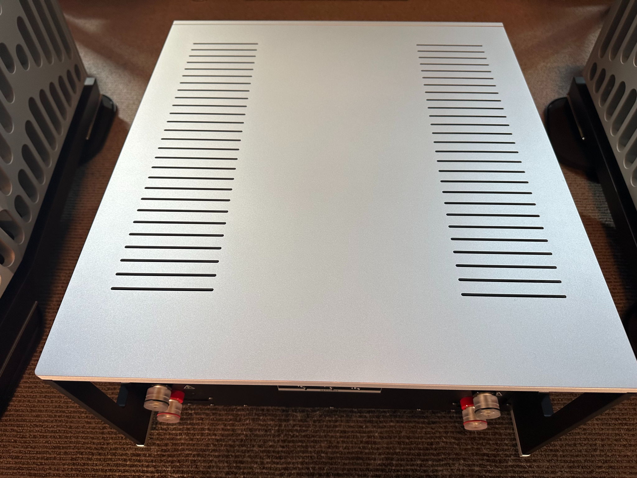 Soulution 711 Stereo Amplifier 6