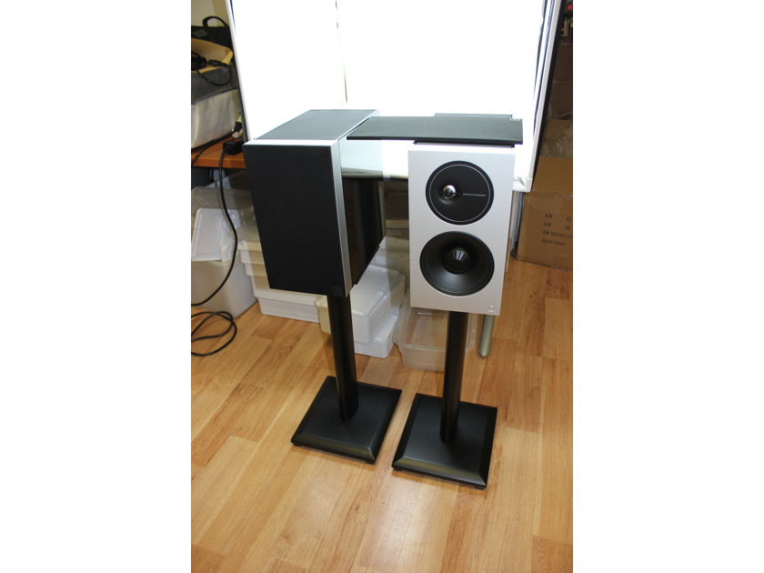 Definitive Technology D11 Demand Series Bookshelf Speakers with Stands - Excellent