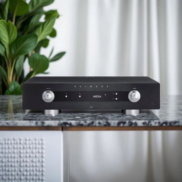 Primare I35 Prisma Integrated Amp with DM36 DAC