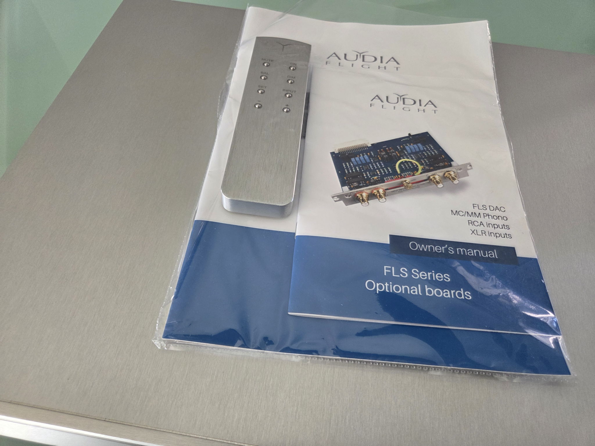 Audia Flight FLS 1 Preamp w/DAC + Phono Options - Demo ... 8