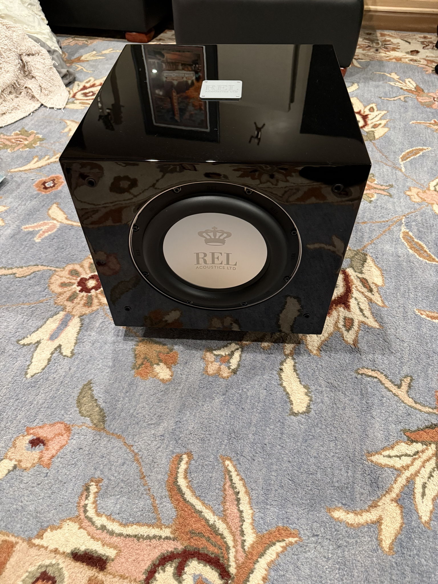 REL S/510 Sub Piano Black 5