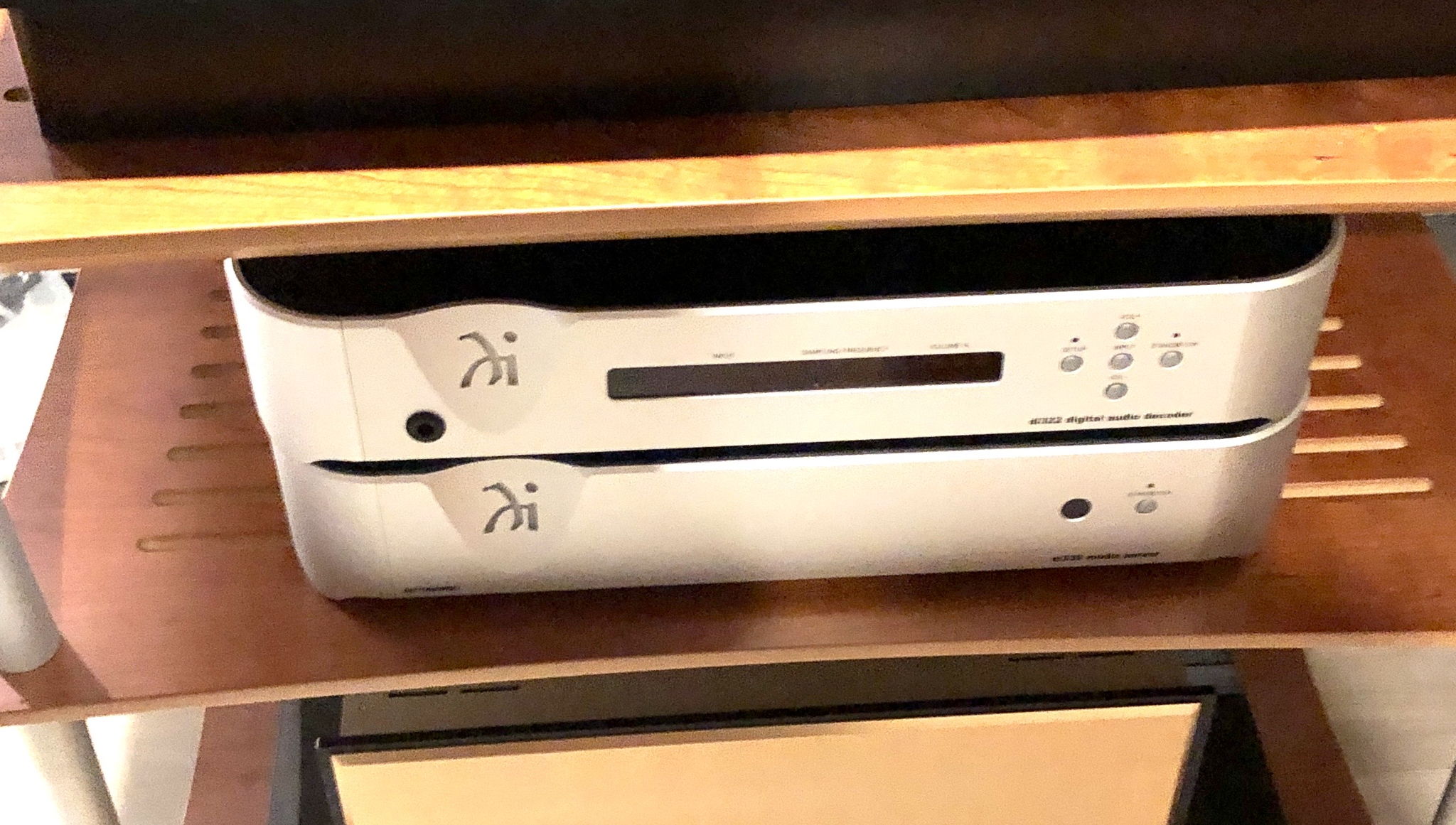 Wadia M330 - Media Server with 1TB Drive Full of Hi-Res... 9