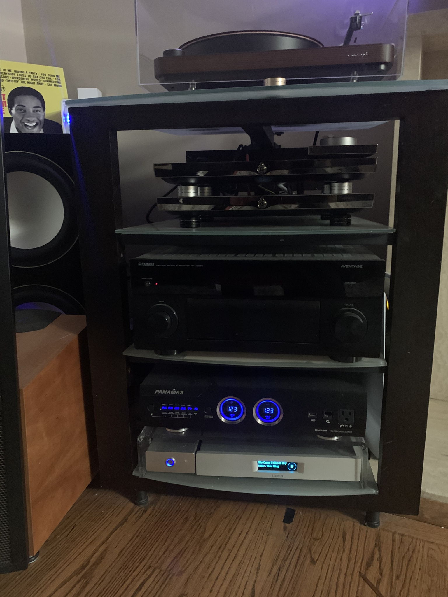 MartinLogan Spire, Rel 212se, Clearaudio Concept Wood, Devialet 400, Panamax, Lumin T1, Yamaha 3060