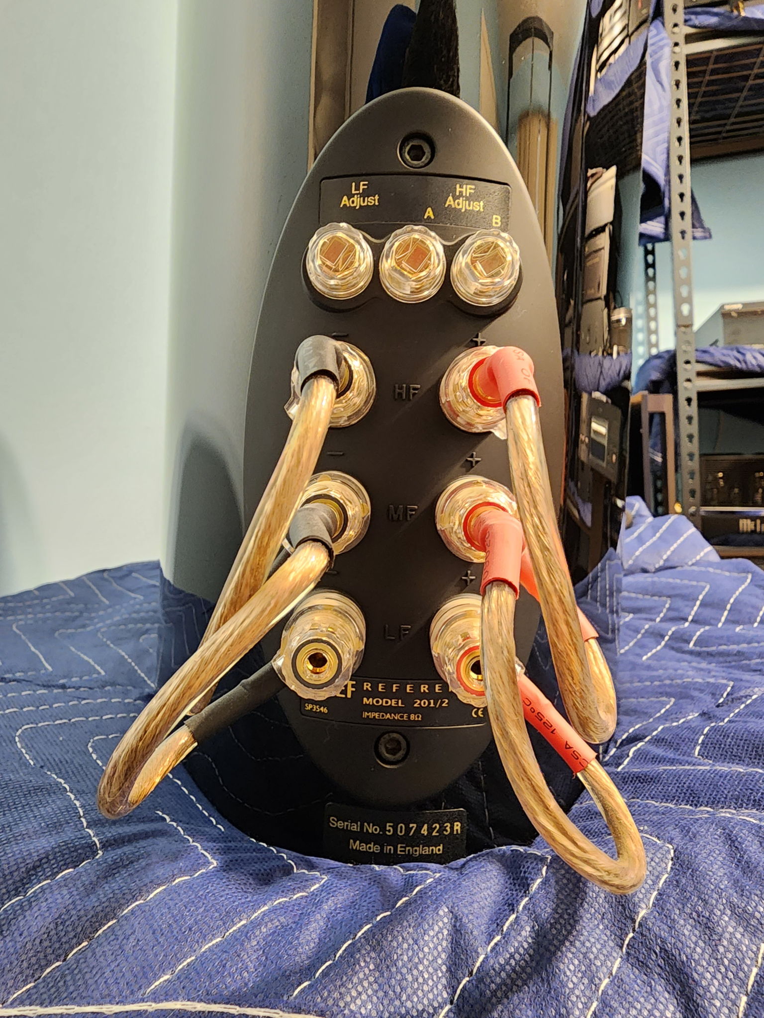 KEF Reference 201/2 with stands 12