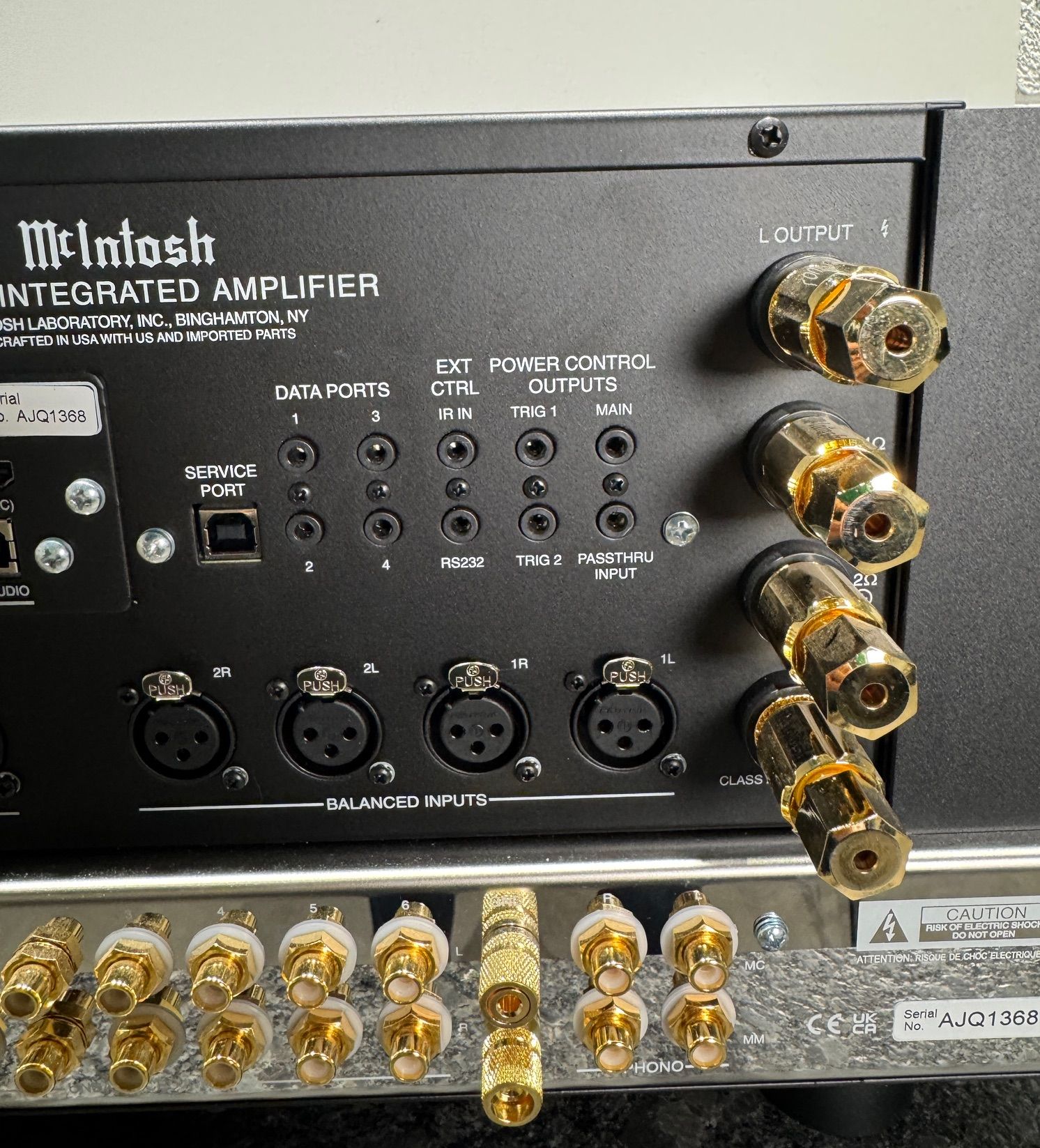 McIntosh MA9500 2-Channel Integrated Amplifier 12