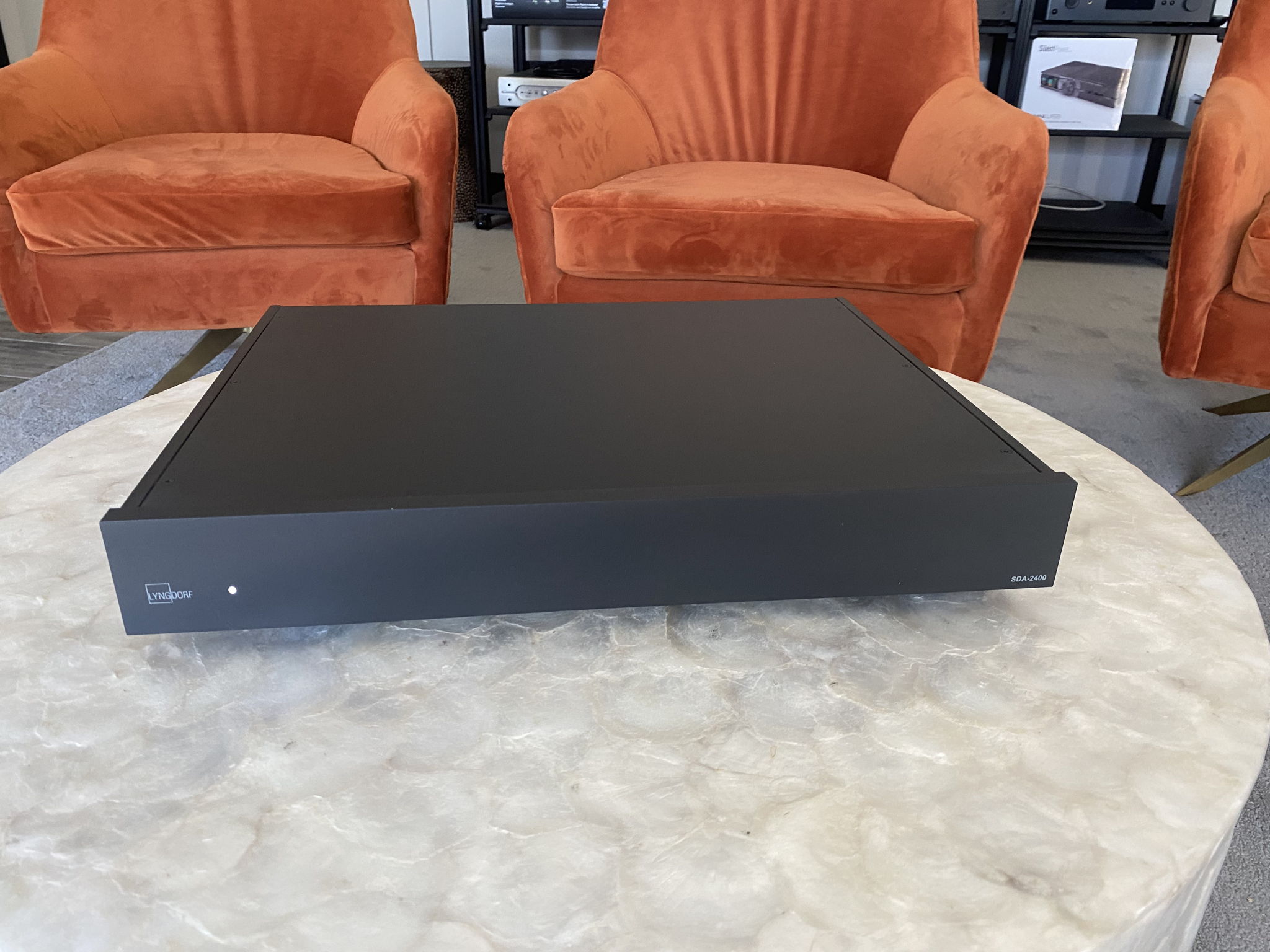 Lyngdorf Audio SDA-2400 3