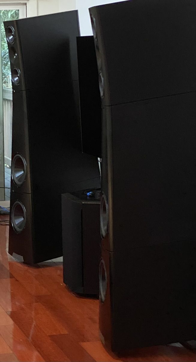 YG Acoustics - Sonja 2.3i - Anodized black MINT DEMO 2