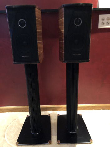 Sonus Faber Olympica I Walnut with Matching Stands