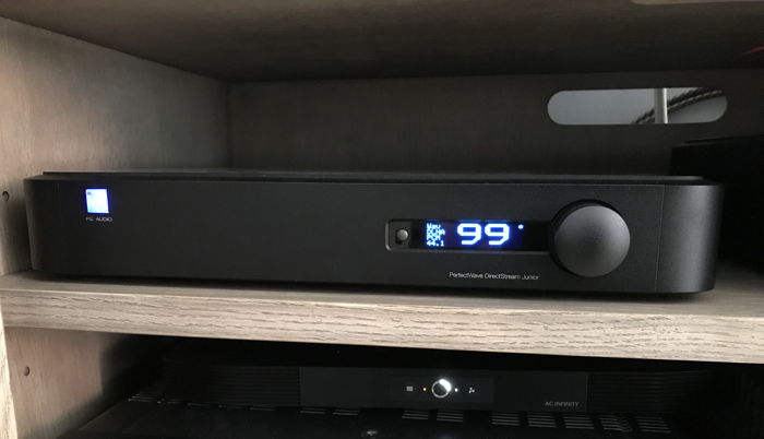 PS Audio DirectStream Junior with warranty. REDUCED!! A...