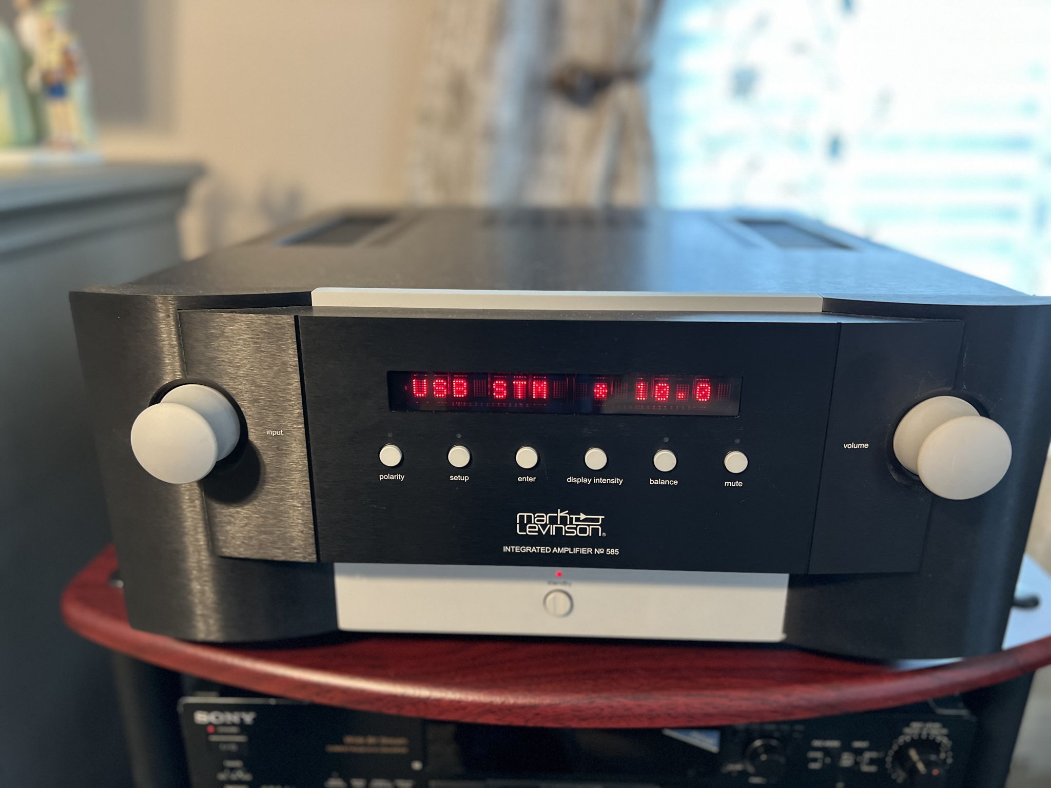 Mark Levinson No. 585 4