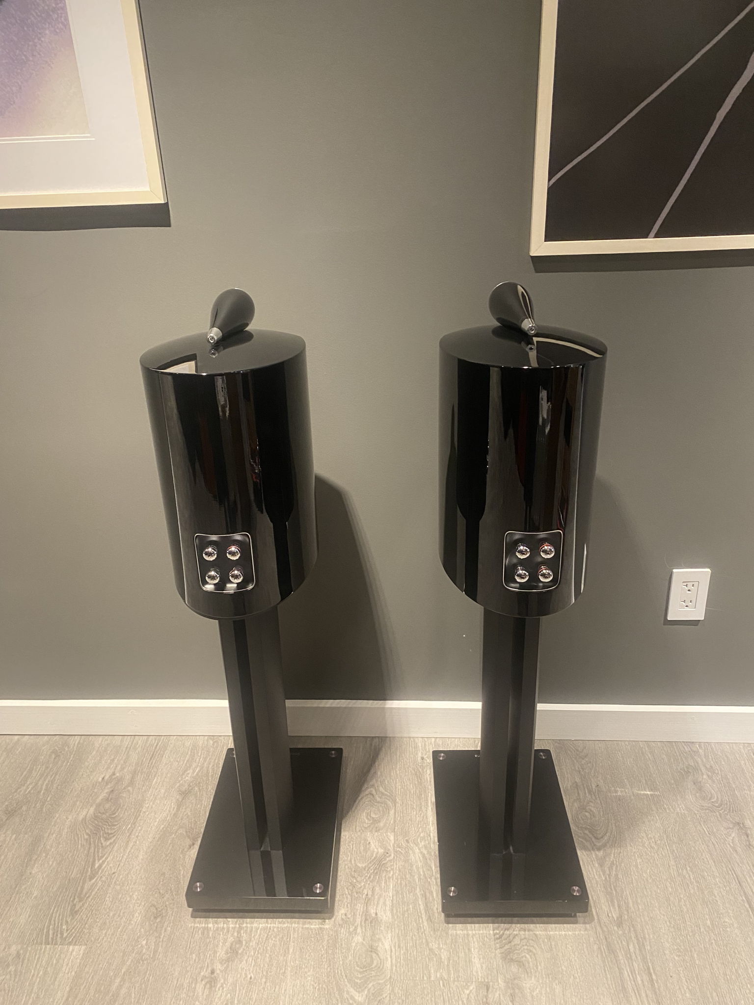 B&W (Bowers & Wilkins) 805 D3 (stands included) 11