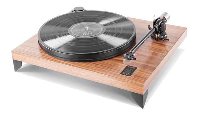 Gold Note Valore 425 Plus Turntable in Walnut-Store Demo