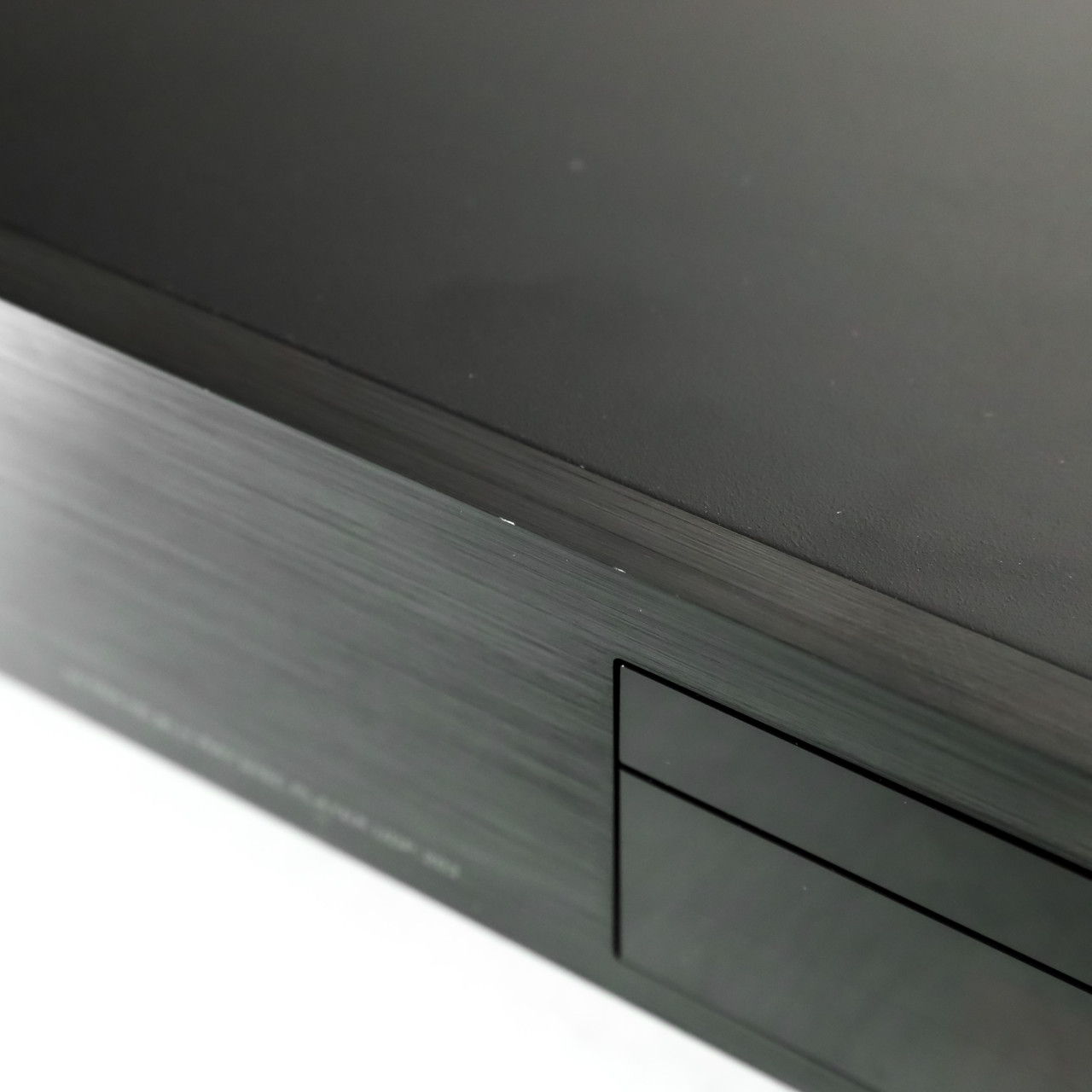 Oppo UDP-203 Universal 4k Blu-ray Player; CD / SACD (82... 7