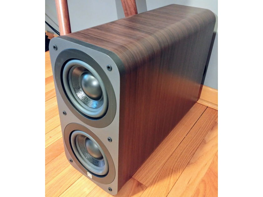 Q Acoustics Full Range Speaker package w FREE Power cable upgrage