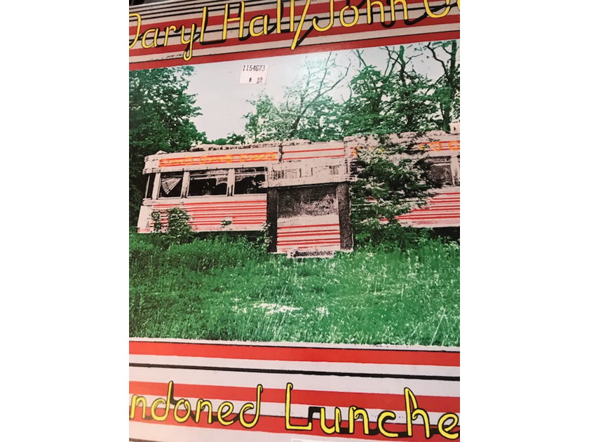 Daryl Hall & John Oates – Abandoned Luncheonette  Daryl Hall & John Oates – Abandoned Luncheonette