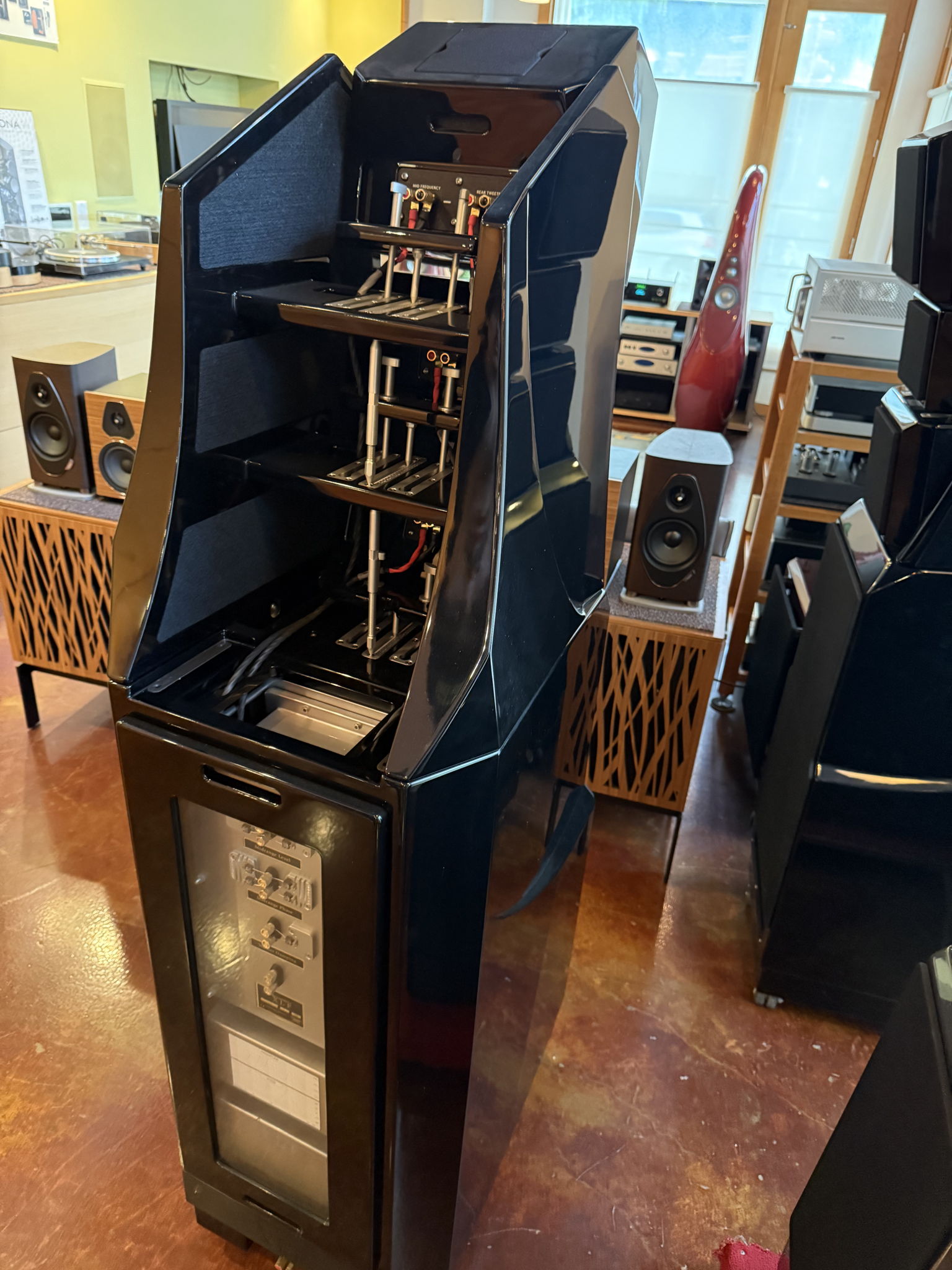 Wilson Audio Alexandria XLF Floorstanding Speakers (Cer... 2