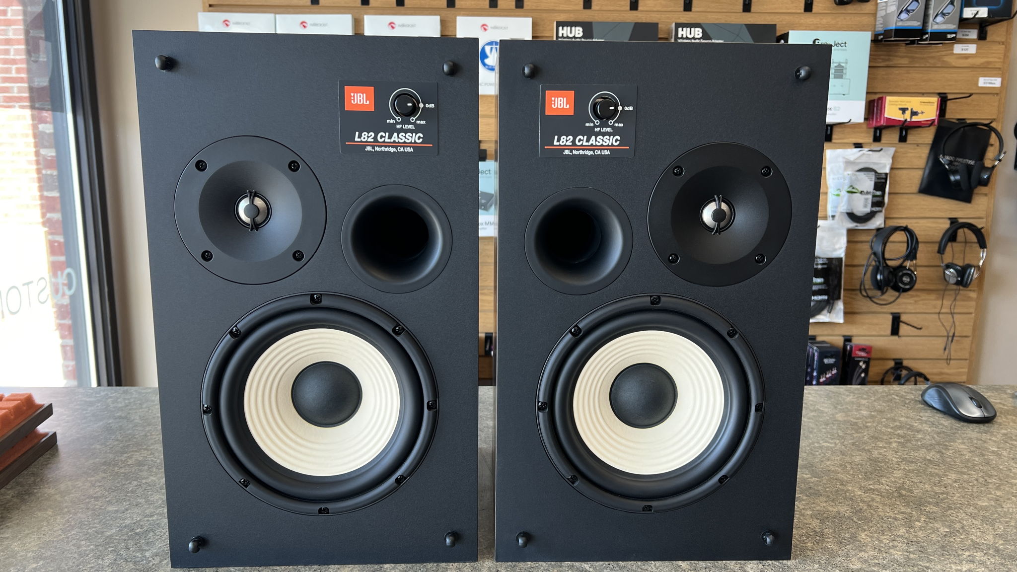 JBL L82 Classic