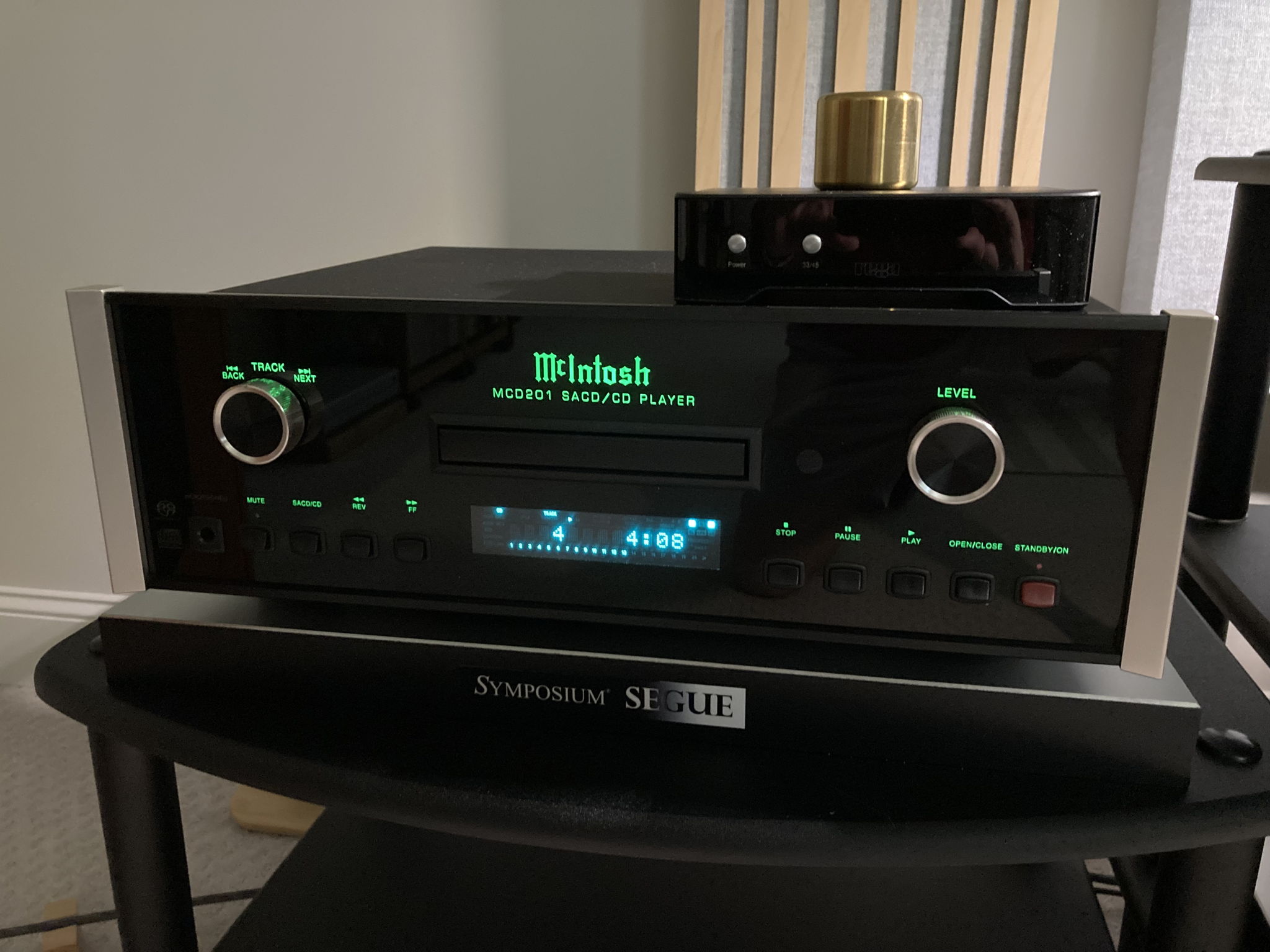 McIntosh MCD201