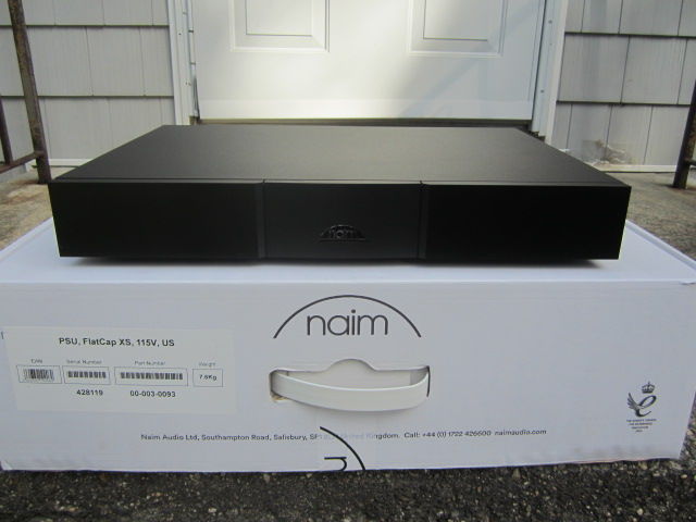 Naim XS3 AND Flatcap XS with cables 10