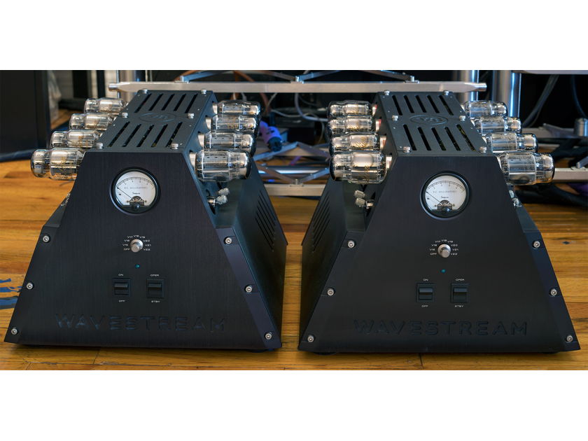 Wavestream Kinetics  V8 Mono Amplifiers / Scott Frankland Signature Model