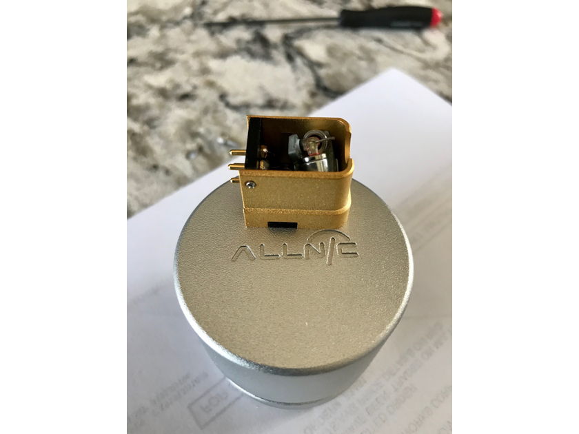 Allnic Audio The Amber Cartridge