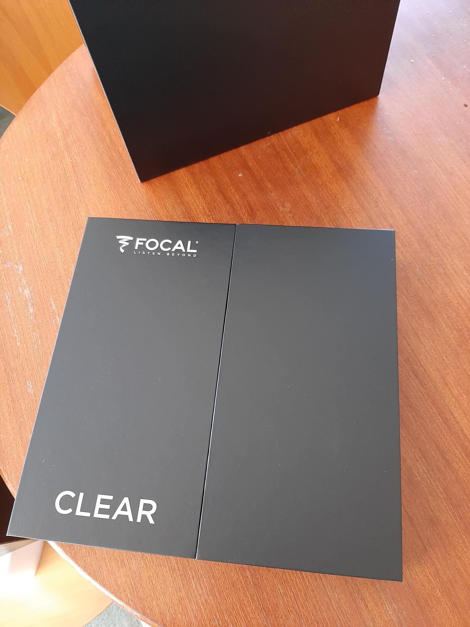 FOCAL CLEAR - AS NEW 11