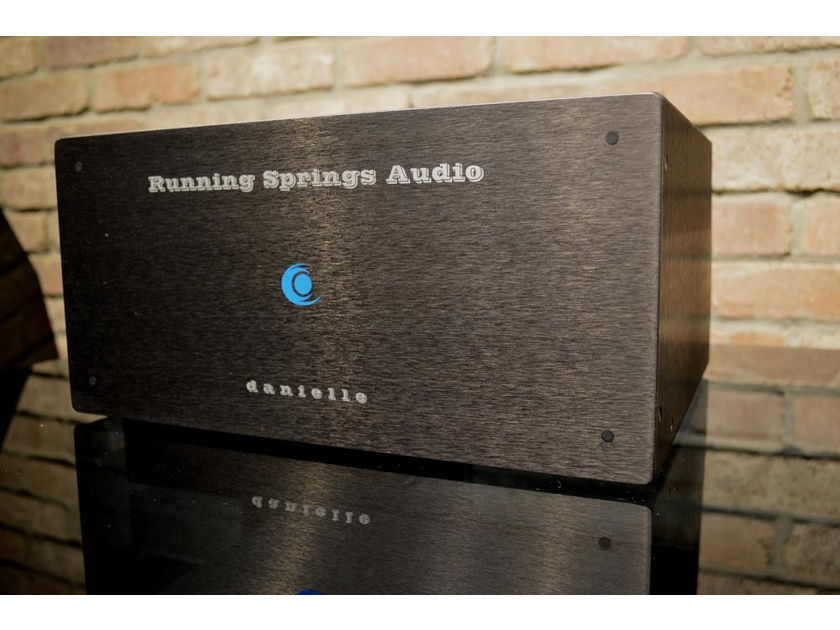 Running Springs Audio Danielle - Precision Power Conditioner - 2400 Watts Flowthrough