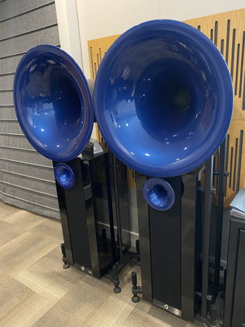 Avantgarde Duo XD Horn Loudspeakers (Sapphire Burma Blu...