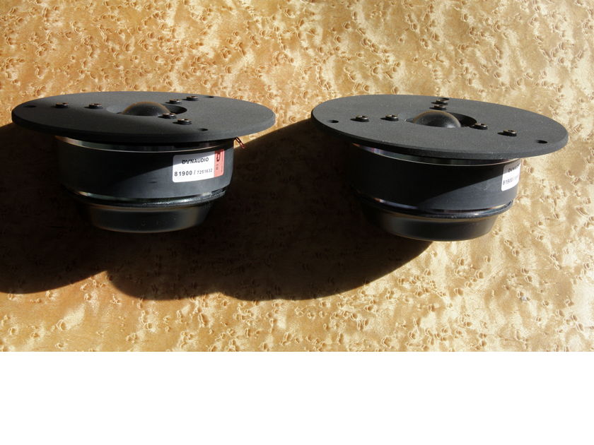 Dynaudio best sale esotar t330d