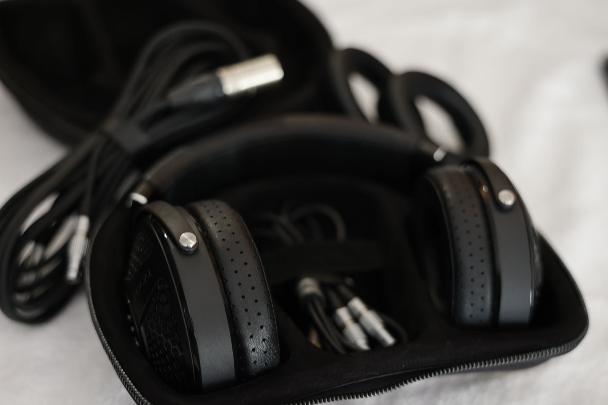 Focal Utopia Headphones / Naim Unity Atom Headphone Amp... 6