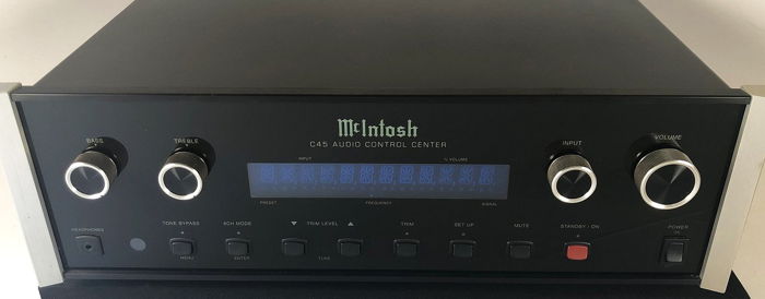 McIntosh C45 Preamp - all Analog with Phono Input