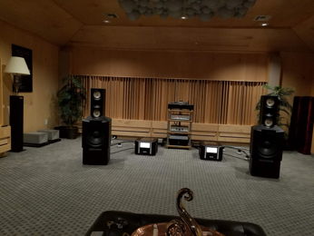 Audio Limits showroom by SMT