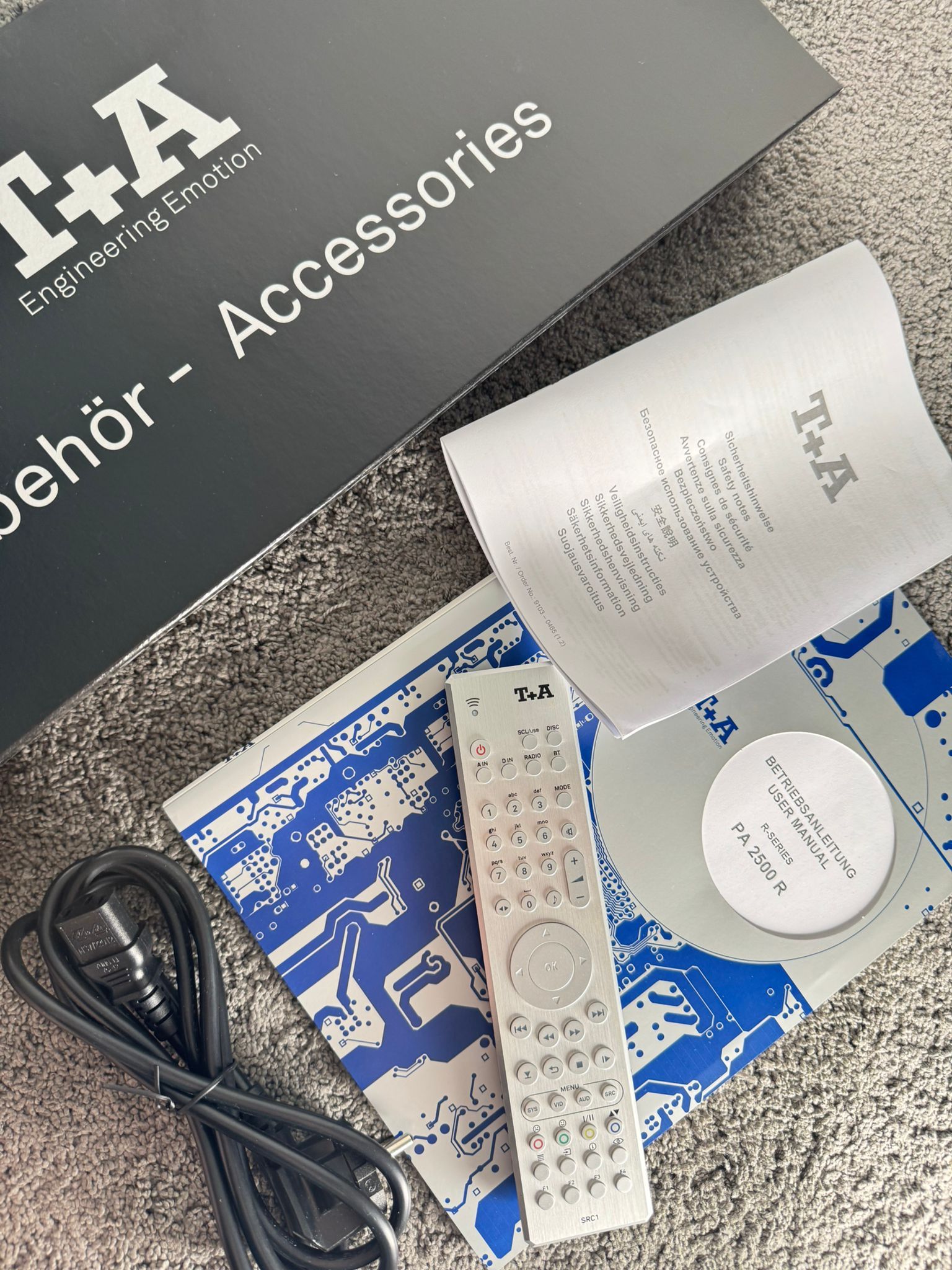 T+A Elektroakustik PA2500R PA 2500 R integrated amplifi... 7