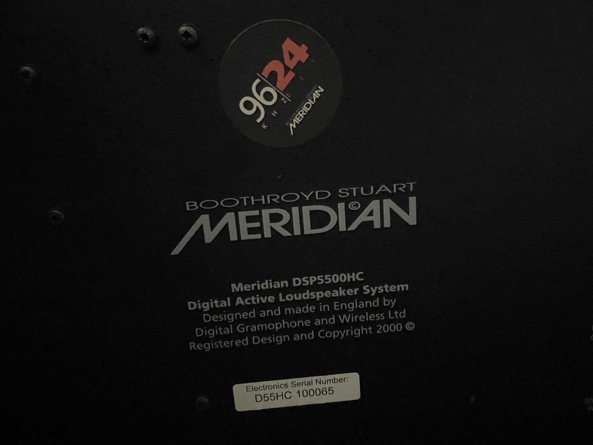 Meridian DSP-5500HC center channel speaker in black 4
