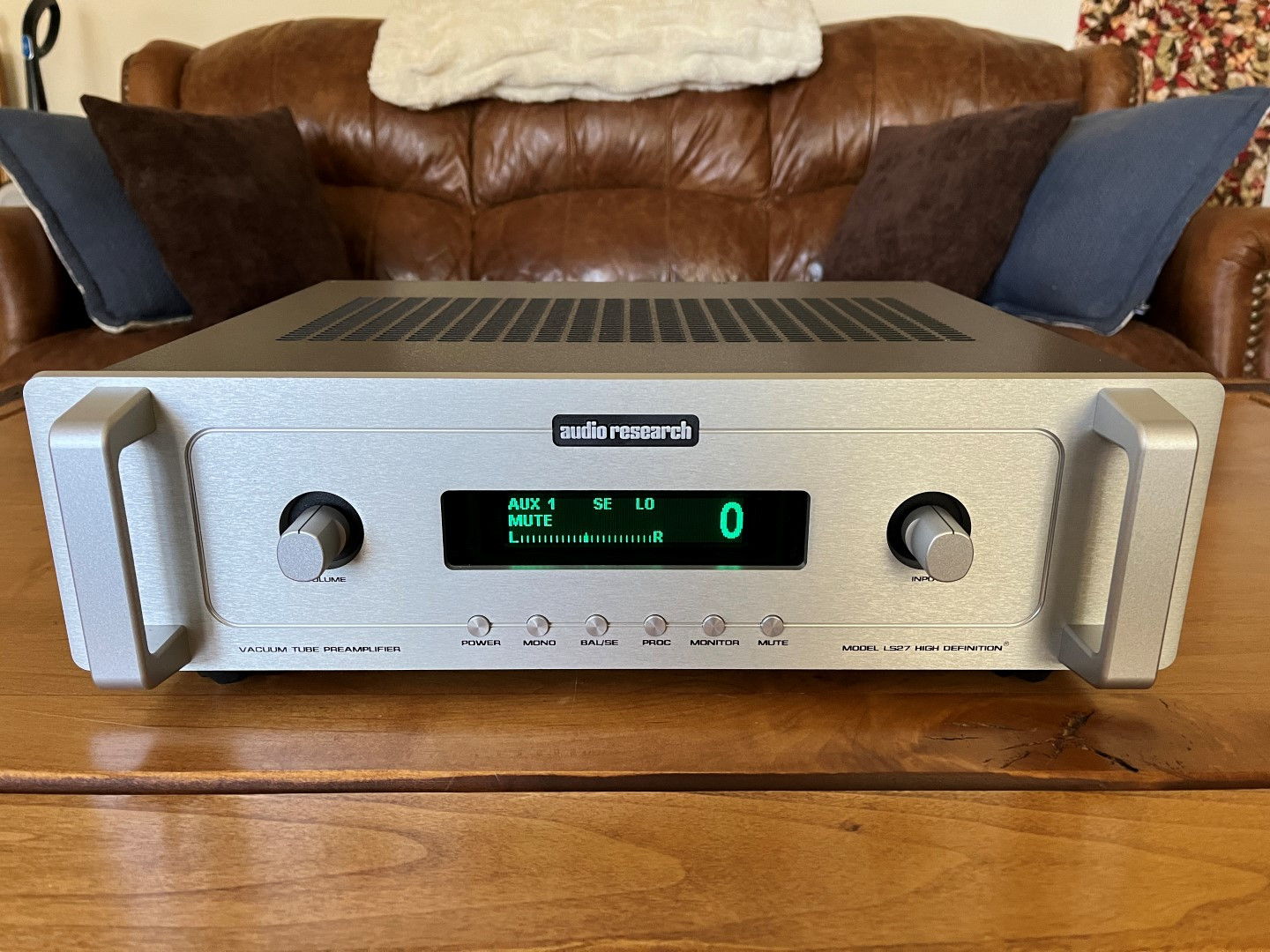 Audio Research LS27 Preamp Low Use, Exeptional Condition 4