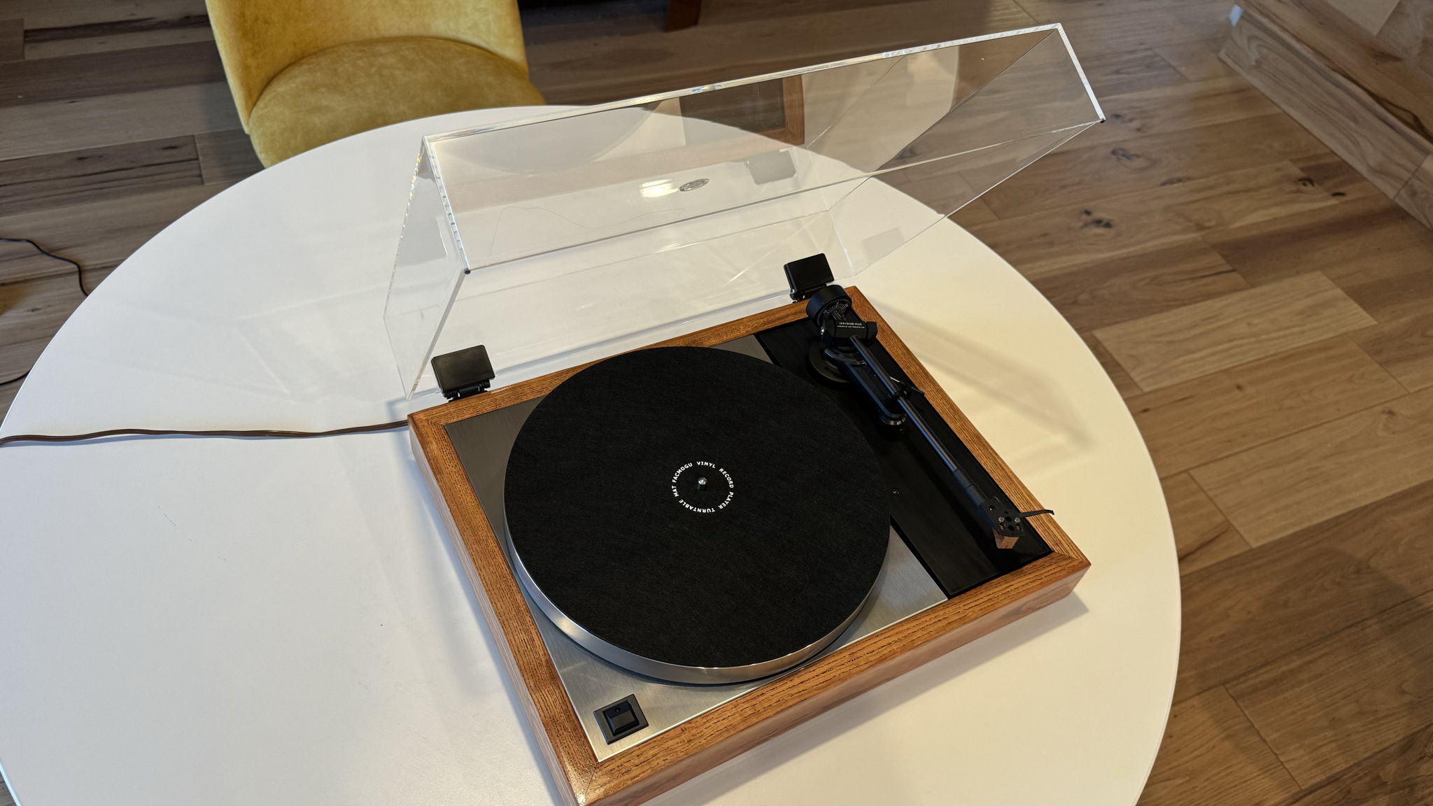 LINN  Sondek LP12 8