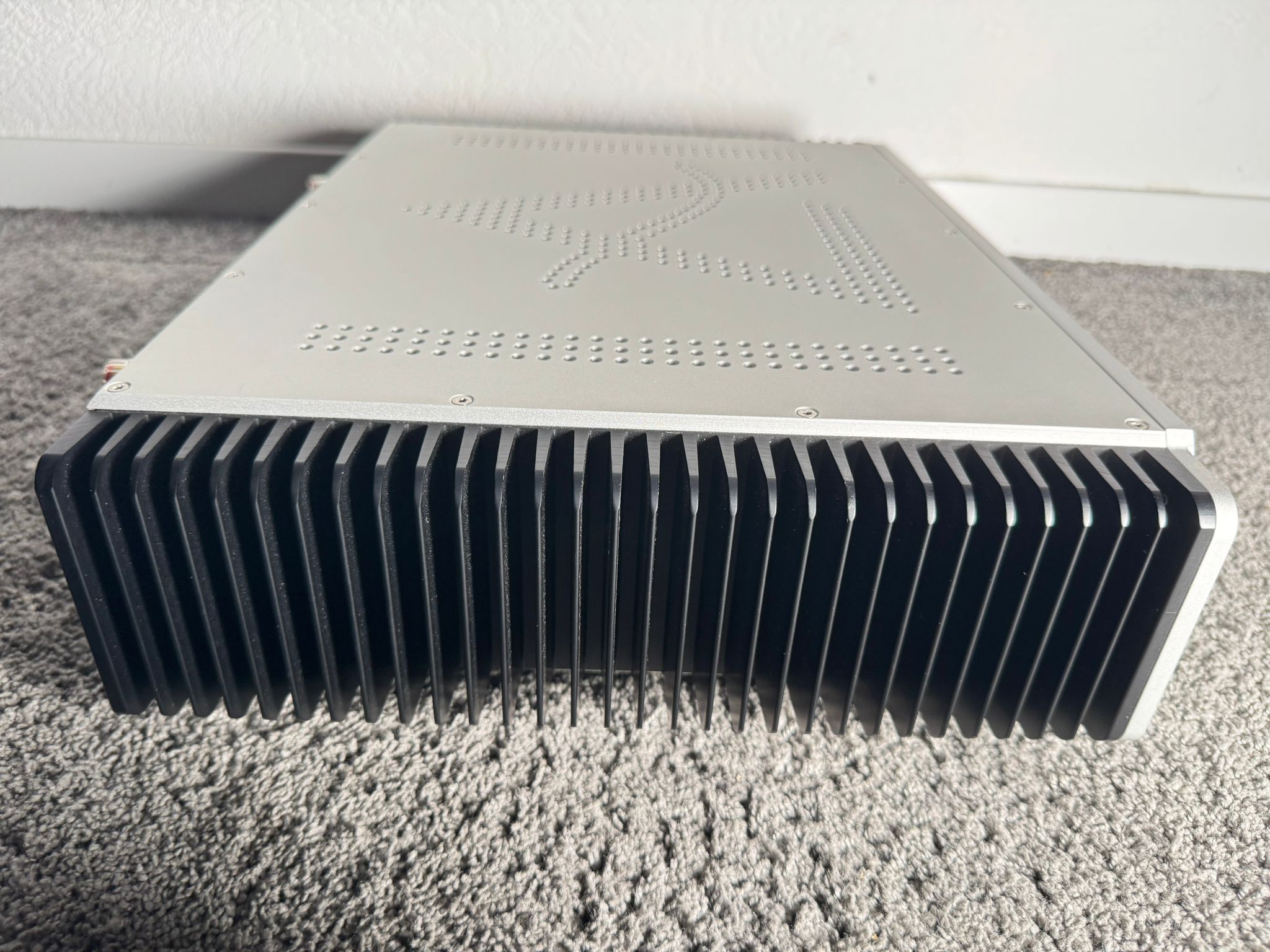 Leema Acoustics Hydra power amplifier in silver 5