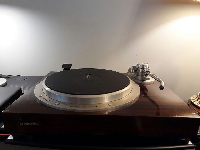 PIONEER PL-30L TURNTABLE FROM JAPAN 100V