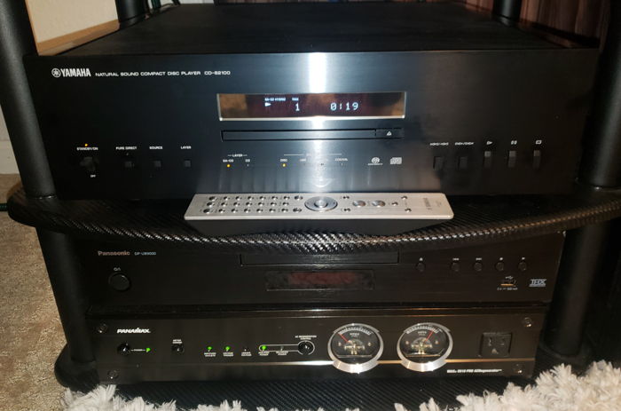 Yamaha CD-S2100 SACD Audiophile CD Player