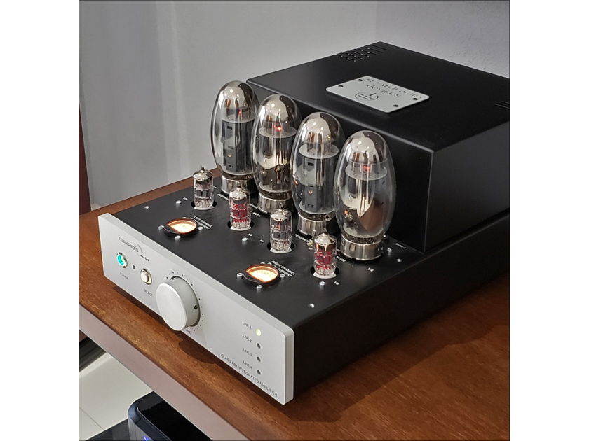 Must see pictures of this Integrated Amplifier with KT-150 tubes! Tsakiridis Aeolos Ultra. FREE SHIPPING!