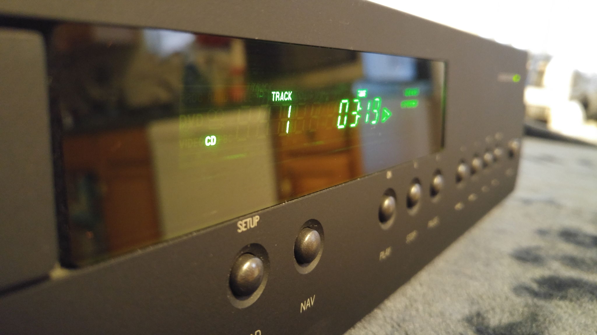 Arcam DV29 ($3250) REFERENCE CLASS disc player 2