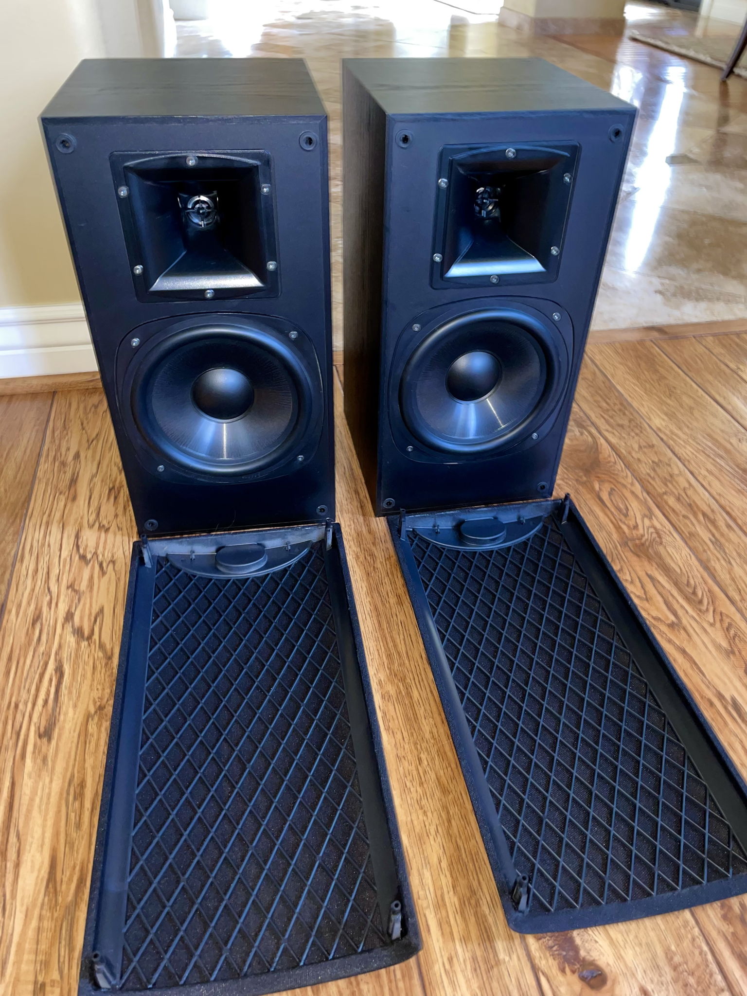 Klipsch sb hot sale 3 bookshelf speakers