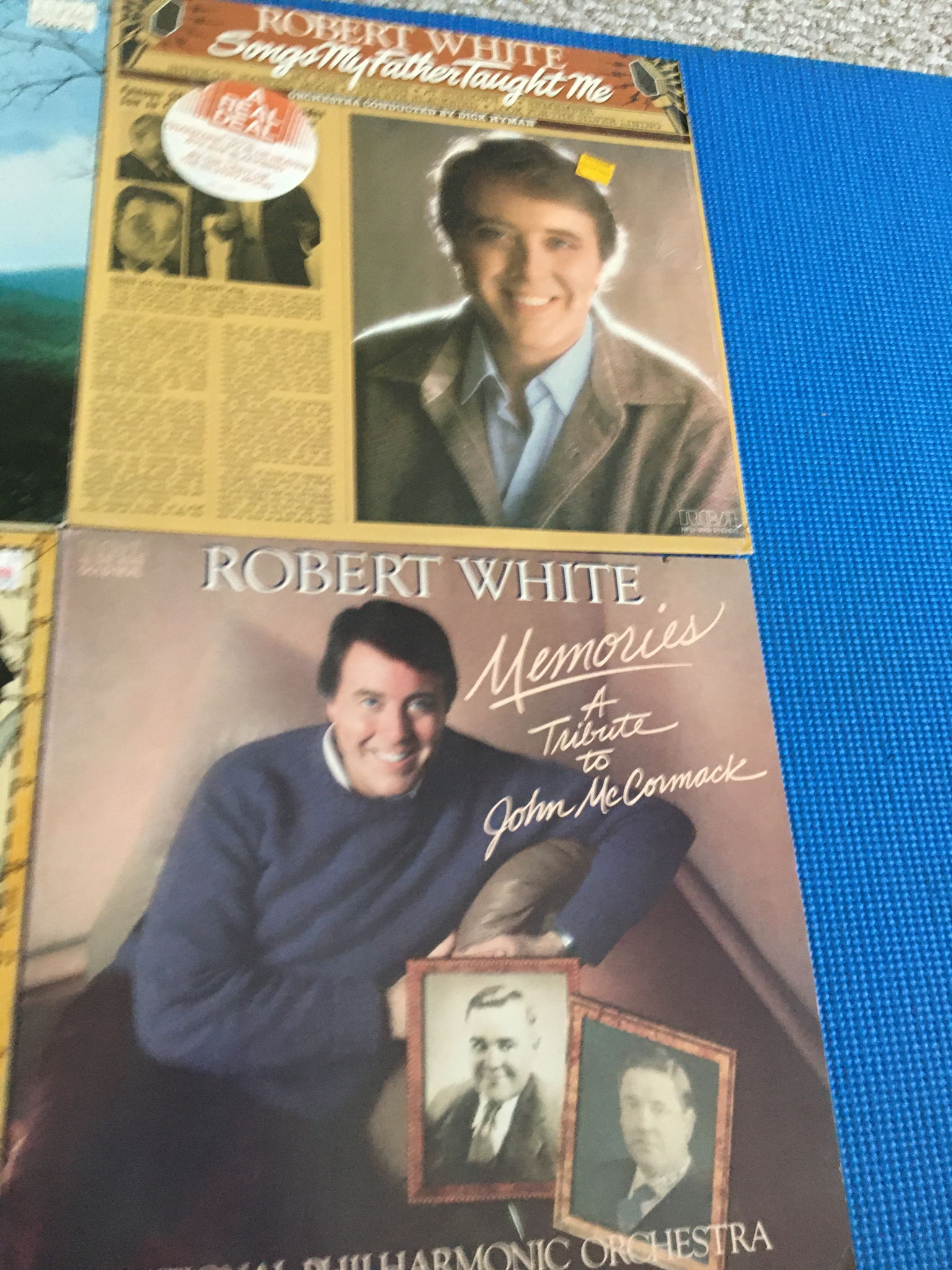 Robert White  Lot of 4 Lp records 3